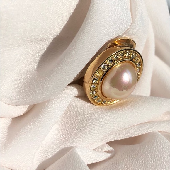 Vintage Christian Dior Faux Pearl Crystal Round Clip On Earrings Signed - Picture 6 of 8